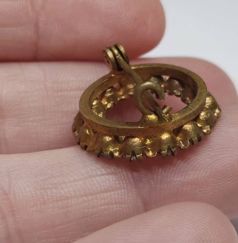 Antique Gold Plated Crystal Open Circle Brooch